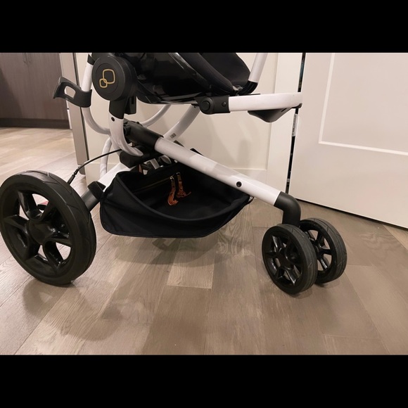 Quinny Moodd Stroller - Rachel Zoe Ltd Edition - Picture 6 of 12